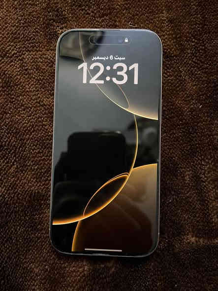 16 برو 
بطاريه100
مساحه التخزين 256
السعر 800
تواصل خاص الرقم ***********
