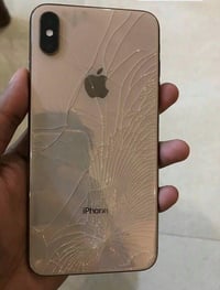 ايفون اكس ماكس  فقط ضهر مفطر  شاشه بلاد فيس ايدي شغال  بطاريه بلاد 84 ...