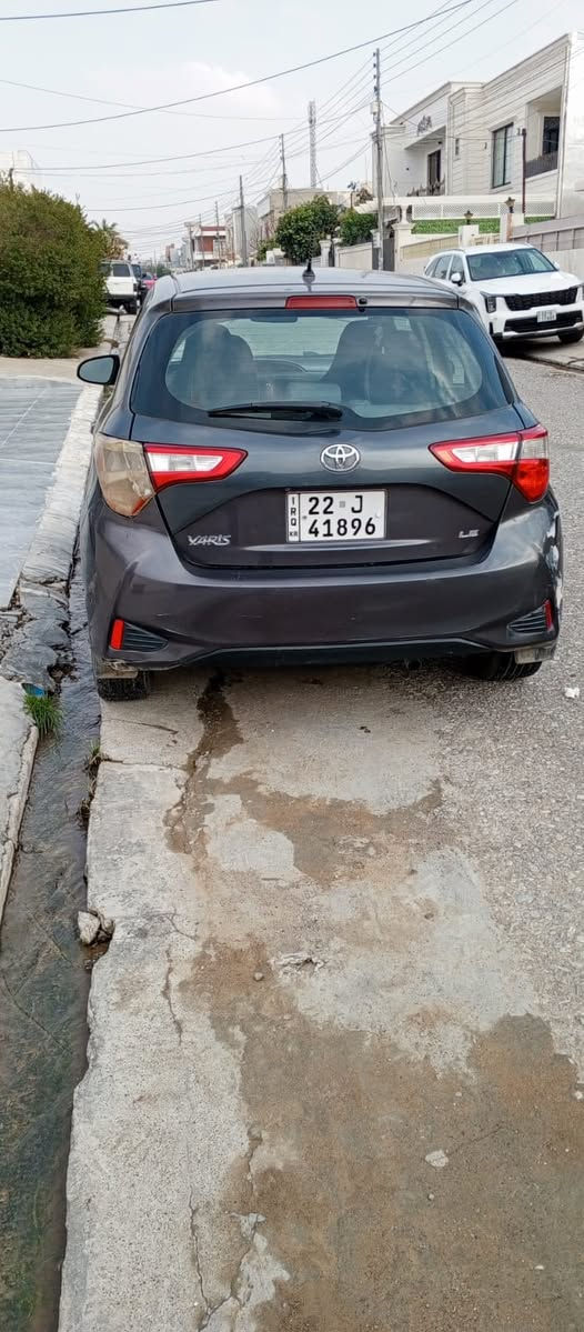 يارس للبيع موديل 2018 وارد امريكي مواصفات شاشه رادار تدفئه كشنات مثبت سرعه تحكم ستيرين ضررها الصندوك والقماره مابيهن شي بس ابيع حزام صبغ ماشيه 133 الف كيلو سعرها 97 وبيها مجال الاستفسار ***********
