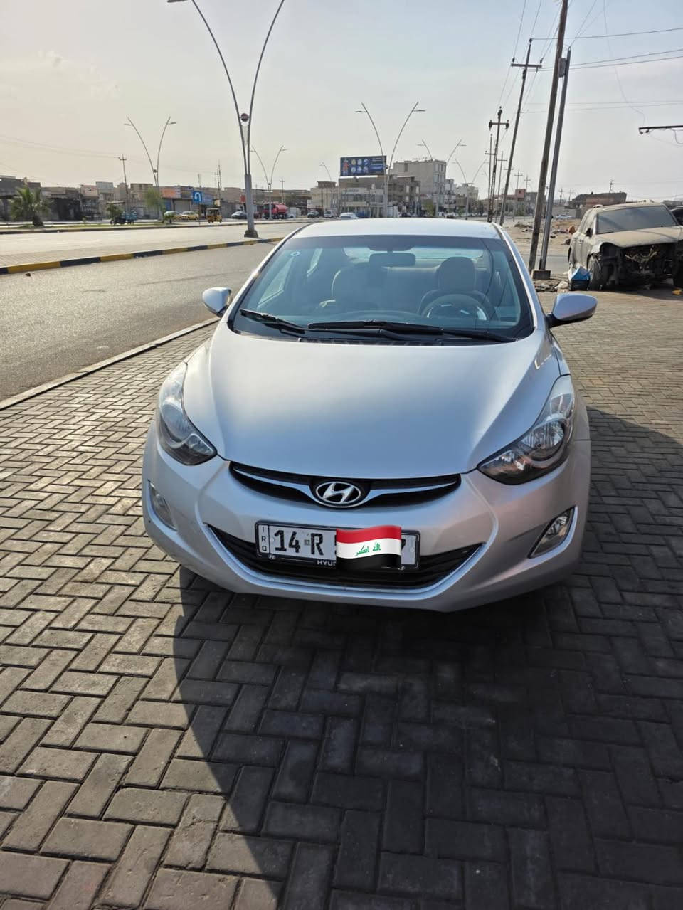 السلام عليكم للبيع النترا أفانتي وارد كوري  2012 مكينه 1600  مصبوغه عام جماليه بدون ضربه سياره جاهزه كير مكينه تبريد وتخم تاير حداديه يرادله ترتيب 
سنويه منتهيه قبل شهر
السعر 95 بيه مجال

‭0773 559 7409‬
البصره
