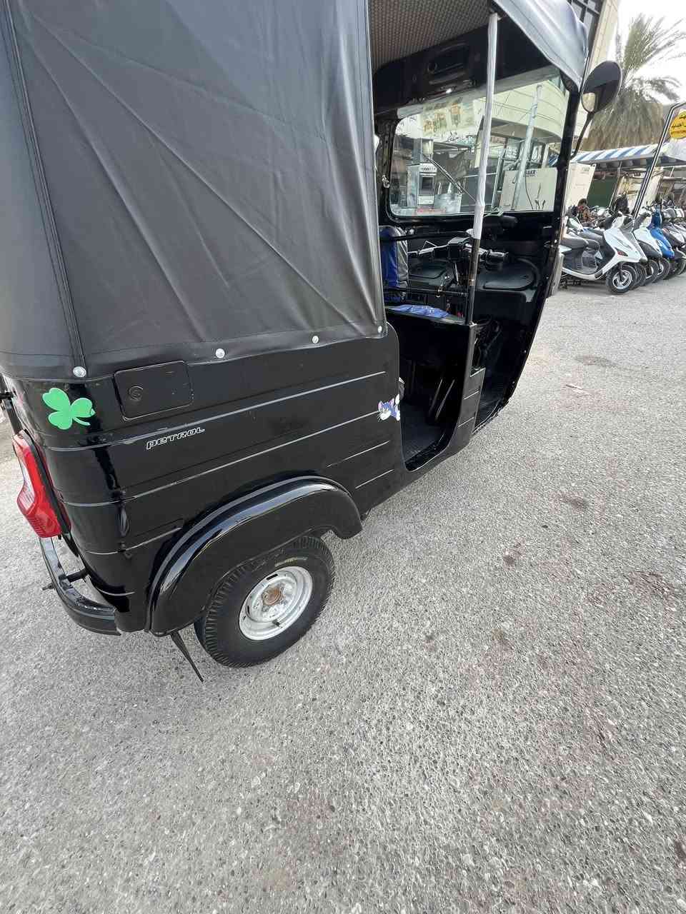 السلام عليكم 🫡 🛺 تكتك 2018شهر 12يوم 26 مرقم سنويه تحويل ثانيوم تكتك 🛺 كامله مابيه نقص برغي مكينه مال 20تراي زيرو 0️⃣ السعر 4750وبيه مجال للستفسار ***********
