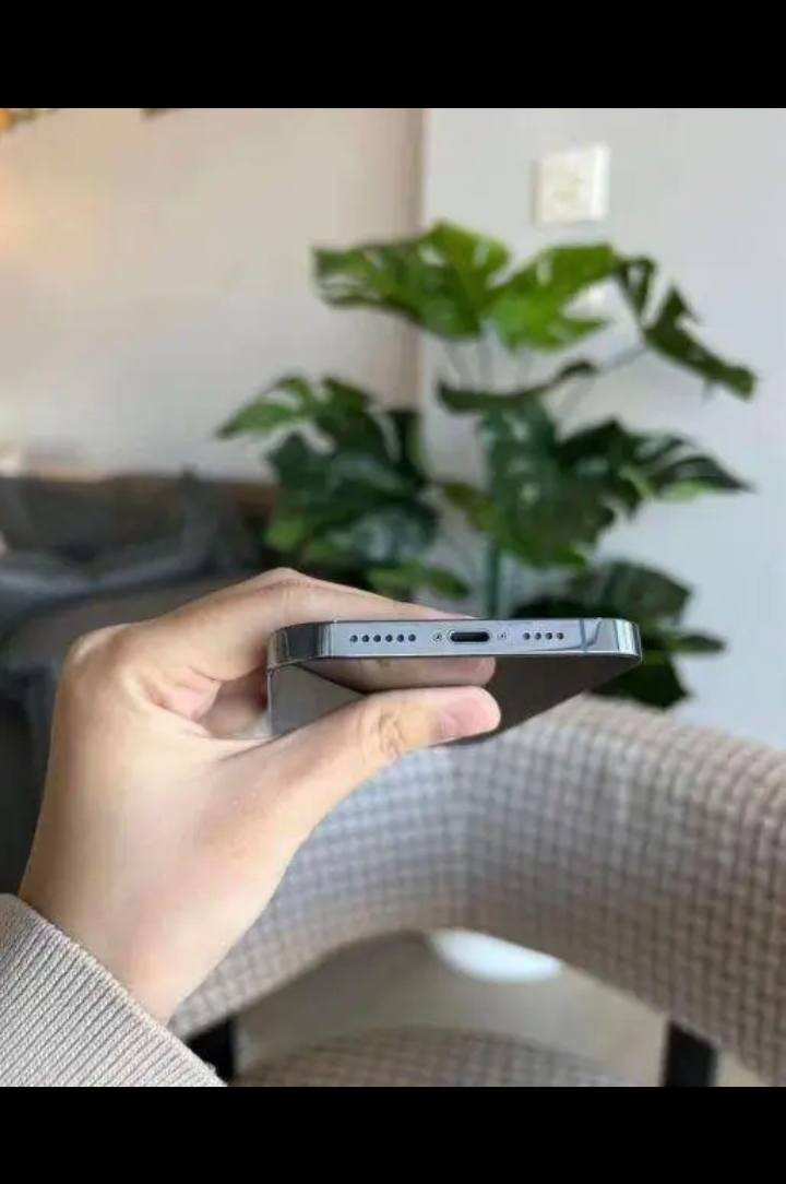 ايفون 13 برو ماكس ذاكرة 128 بطارية 86 فقط بطارية مبدل اصلي ما مكتوب قطعه غير معروف فقط بيع بدون مراوس جهاز فيس ايدي كلشي شغال سعر 460 قفل   ***********
