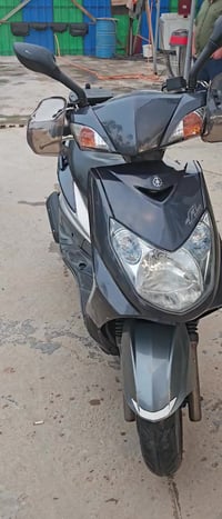 سكنس فحل نوزل وارد ياباني نظافتها موضحة بالصور والفيديو... بيها جهاز ا...