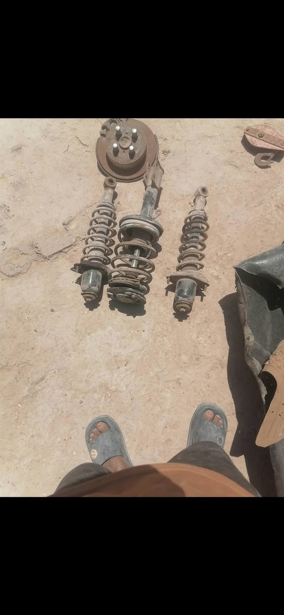 السلام عليكم شنطه مال نيفان لبنات خلفيه الشنطه سعرها 75,000 الدبلات 30,000 هذا رقمك ***********
