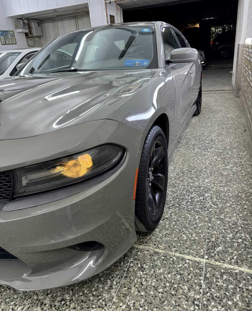 السلام عليكم للبيع فقط جارجر 2015
رقم بغداد بسمي تحويل ثاني يوم 
⚠️ مصبوغة حزام تغير لون ⚠️
⚠️ ما عدة القماره ⚠️
⚠️مكفولة من الكلبة⚠️
⚠️مكفولة من الجفية⚠️
صوره الحادث بالمنشور 
ماشية 113 mi  مناقصه برغي كامله مكملة 
مكانه بغداد زيونة سعره 153 ورقه ***********
