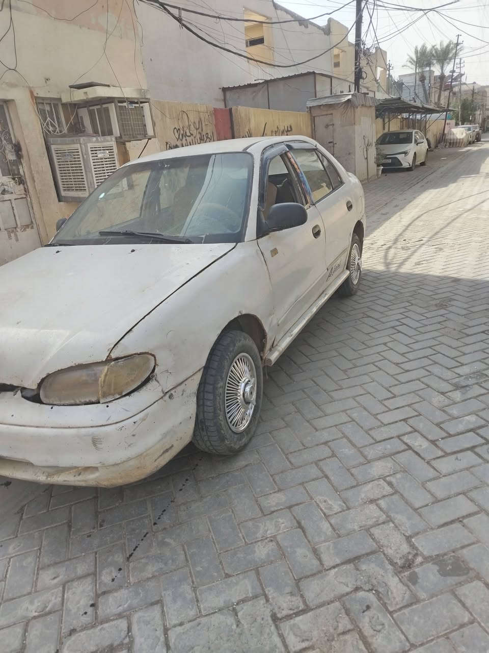 اخوان اكسنت 97 كير عادي رقم ديالى  مشروع وطني السياره كير مكينه مكفول السياره متروكه  يرادلهة ترتيب السياره مشروع وطني تحويلها وكل المحافظات سعرها 17  وبيها مجال بسيط مكاني بغداد ساكن باصليخ وهذا رقمي ***********
