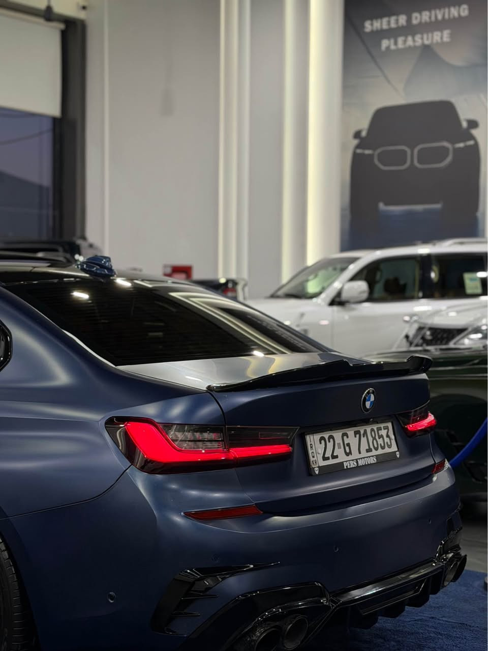 BMW 330i
2021
هیچی نیە  
کامل کرایتە PPF ئە 
بەرمەنجەی 340i کرایە 
59 هەزار مایل رۆییە 
مووشتەری تەلەفۆن بکە. *********** أربيل, العراق
