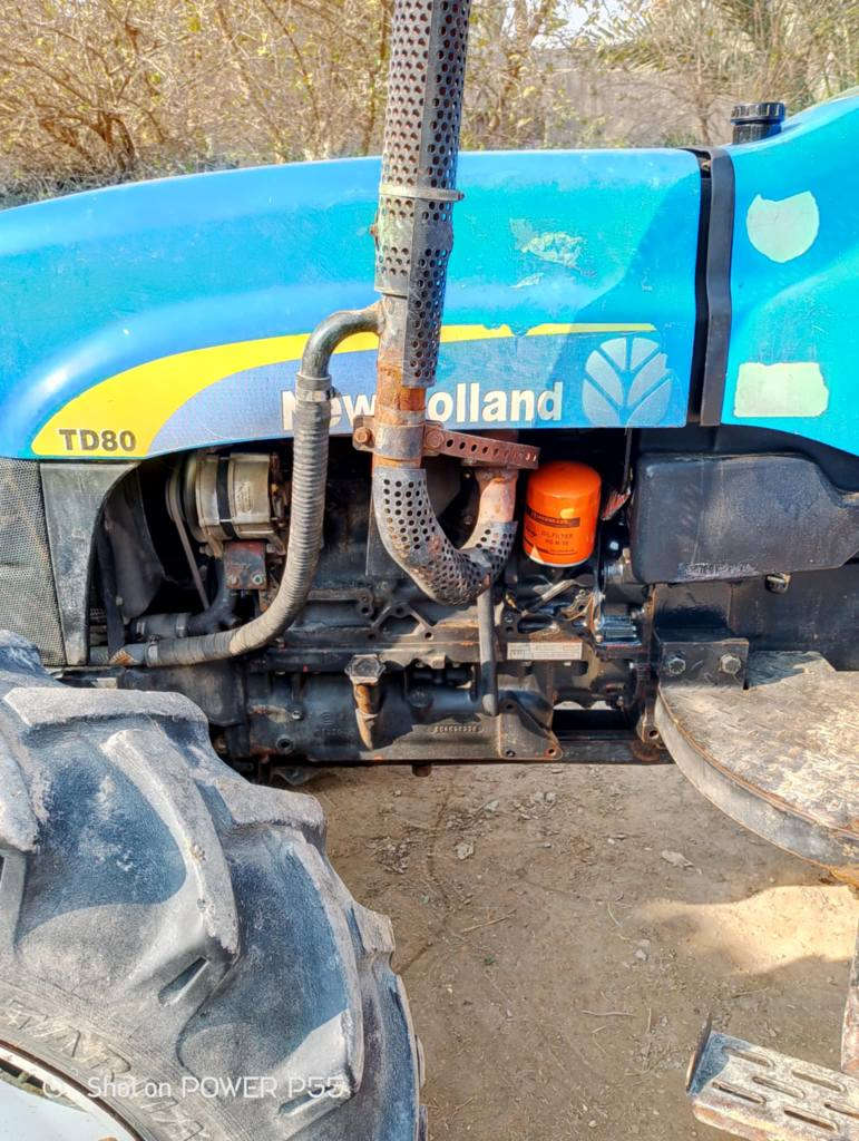 للبيع نيوهولند مكفوله موديل 2011كتاب شركة السعر 21بيه مجال ***********
