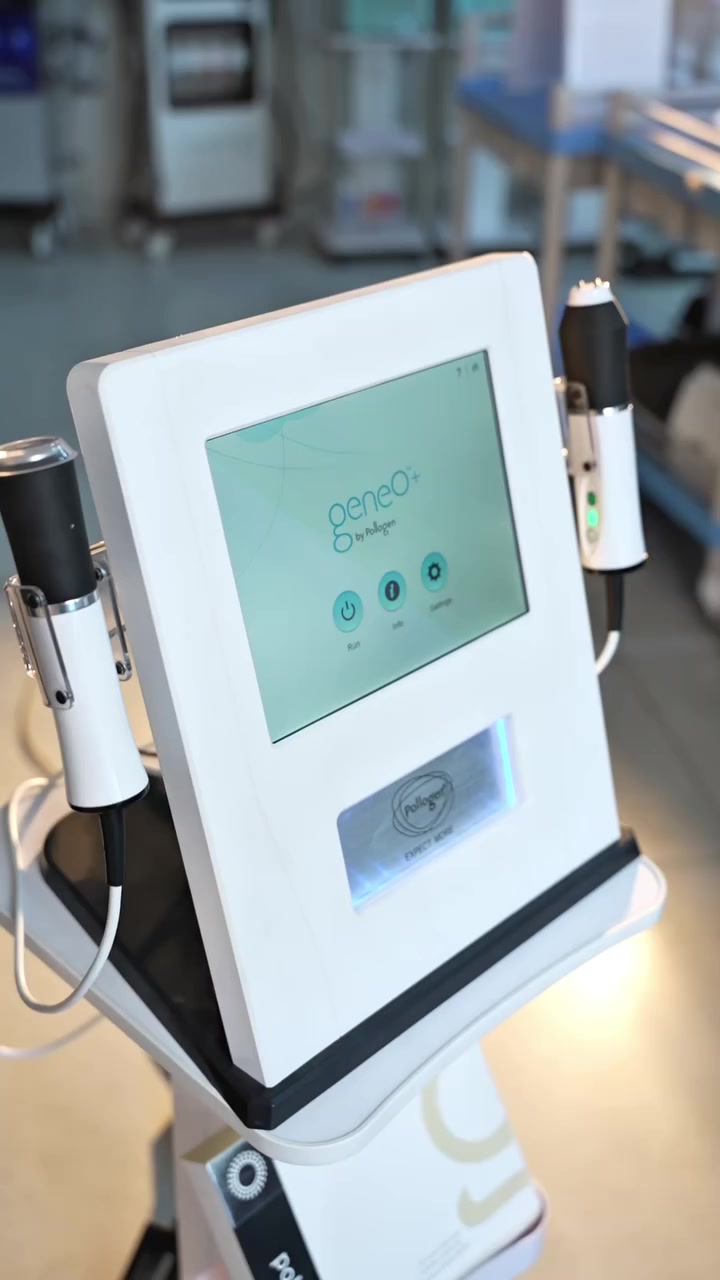 🔹 من شركة المنصة الحديثة MHD 🥇
وفرنا لكم جهاز OxyGeneo 2in1
من الأجهزة المتطورة والمطلوبة في المراكز التجميلية، يمنح البشرة تفتيحاً فورياً ونضارة ملحوظة من أول جلسة.

يُستخدم لـ: 
▫️ تفتيح البشرة وجميع مناطق الجسم
▫️ تقليل التجاعيد ومكافحة علامات التقدم بالعمر
▫️ شد البشرة وتحسين نضارتها لتعزيز إنتاج الكولاجين والإيلاستين وتجديد خلايا البشرة

🎁 العرض يشمل: 
▫️ كت أوكسجينو هدية
▫️ عربة خاصة بالجهاز هدية

📍 موقعنا: بغداد – حي الجامعة، شارع الربيع، مقابل بن رضا علوان
📞 للاستفسار: ***********
📲 واتساب مباشر:
https://api.whatsapp.com/send/?phone=9647764088478
#شركة_المنصة_الحديثة
#مكتب_الطب_الحديث
#أجهزة_طبية 
#تجهيزات_طبية
#اثاث
