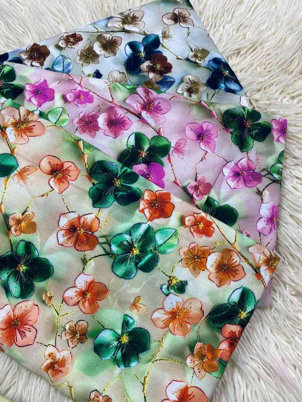 يا الله حبايب كشمير ايطالي قطني نوعيه ممتازه تشكيله جنن والوان زاهيه جمله ومفرد يوجد لدينا خدمة توصيل لكل محافظات العراق خلال ٢٤ساعه فقط للاستفسار واتساب ***********
