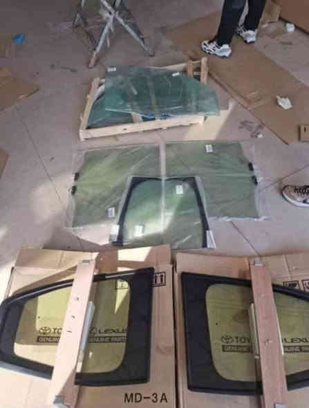 ✅بيع وتركيب زجاج السيارات 🚘
✅افضل شركه زجاج سيارات 🥇
✅جودة اتقان عاليه مع ضمان حقيقي 
✅سليكون مقاوم لسيارات المتئاكله 
✅معى ضمان العمل
متعاقد مع التأمين للستفس***********☎️
يتوفر خدمه __ موقعيه 📍🚚 مجاناً 
   ***********☎️
✅اذا كنت ترغب في تغيير زجاج سيارتك نوفر لك افضل انواع زجاج السيارات العالمي 🌐 ( أصلي و تجاري ) 
✅ أكبر المستوردين في العراق  🇮🇶 لجميع انواع السيارات كاف ***********☎️
العنوان باب الشيخ قرب مقبرت الغزالي
