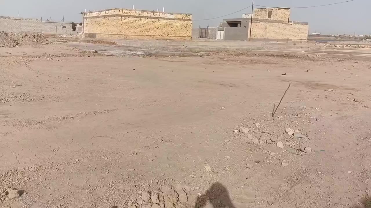 قطعه زراعي للبيع مساحه 200 مدفونة ومحدوله وجاهزه 
بحي الحسين قرب سيطره سوق الشيوخ بصف ركن منطقه سكنيه كامله وسعر مناسب جدا 8 وبيه مجال ***********
