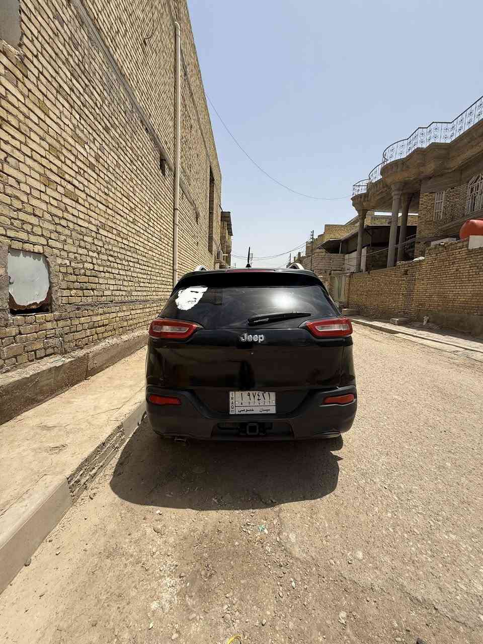 جيب بزون موديل ١٧ محرك ٢٤٠٠ كير محرك بل جيس سياره مصبوغه عام عده قماره اثر جراد رقم ميسان تحويل ثاني يوم اخوان مكان سياره ميسان بيع أو مراوس ***********
