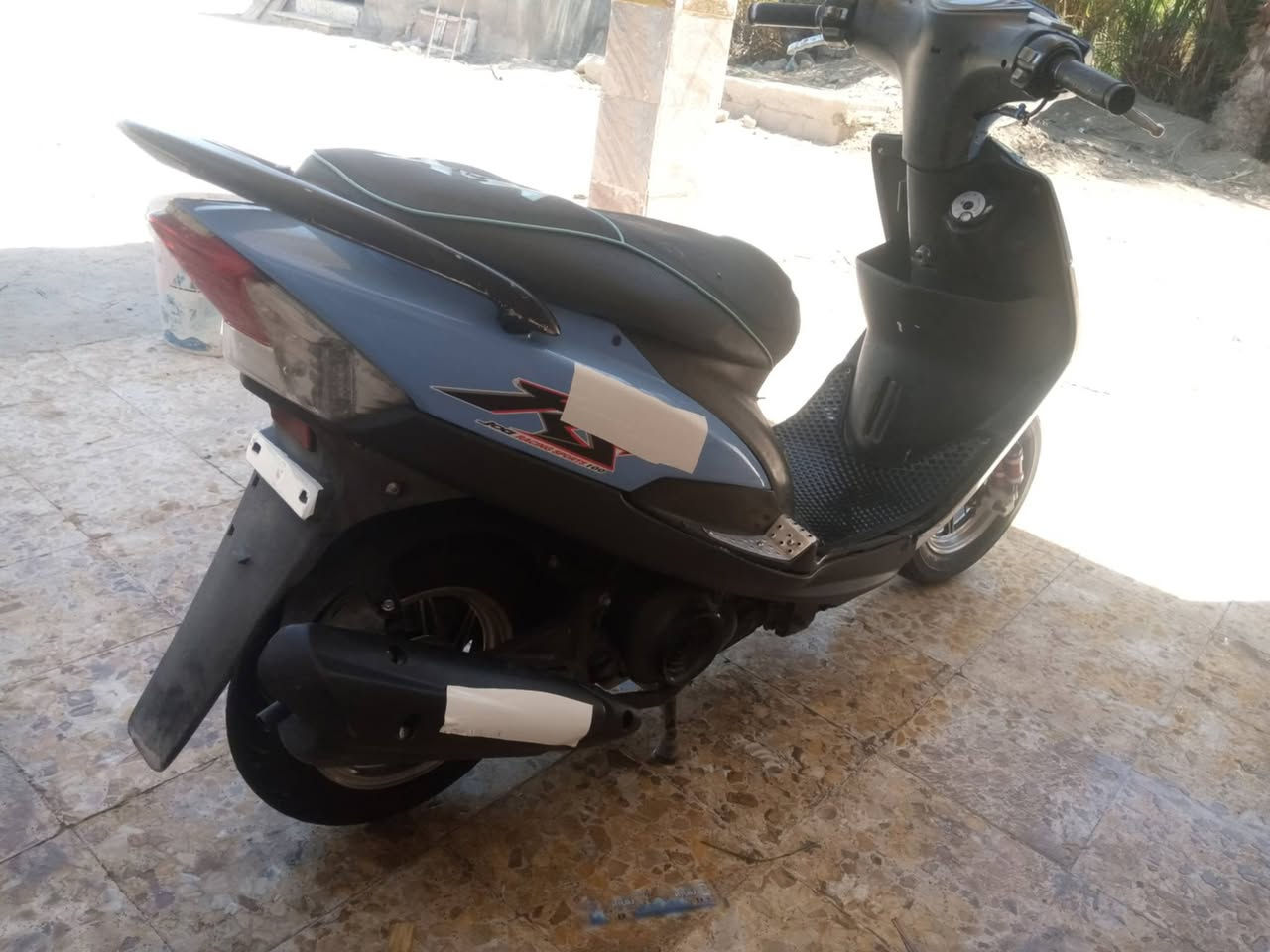 سلام عليكم للبيع ماكس عدله محرك شرط معدلك 120 ناعمه49بوش سلف هندر كله شغل كهربائيه كله شغاله لايتات شايره هورنات قفل جنطه كله شغل دراجه حلوه دراجه حيل سعرها 500 مكان امجد معلق ***********
