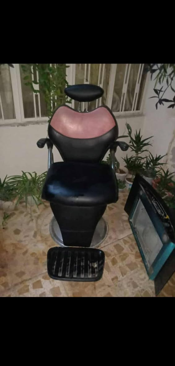 كراسي 2للبيع اسفسار*********** او اتساب
