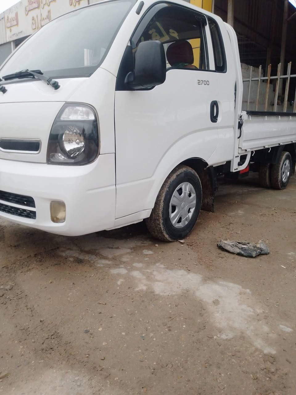 سلام عليكم كيه موديل 2015 مكفولة ما عده الباب الوره رش صبغ ولباغي متعهد تبريد كهربائيات تخم تاير معروضة 110 وبيها مجال مكان سياره بابل جبله *********** ، *********** مكلف بلنشر
