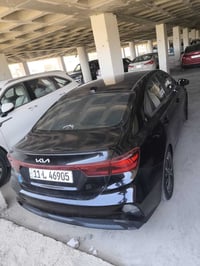 للبيع فورتي موديل 23 بغداد باسمي بدون حادث كلين  للاستفسار 07833957918