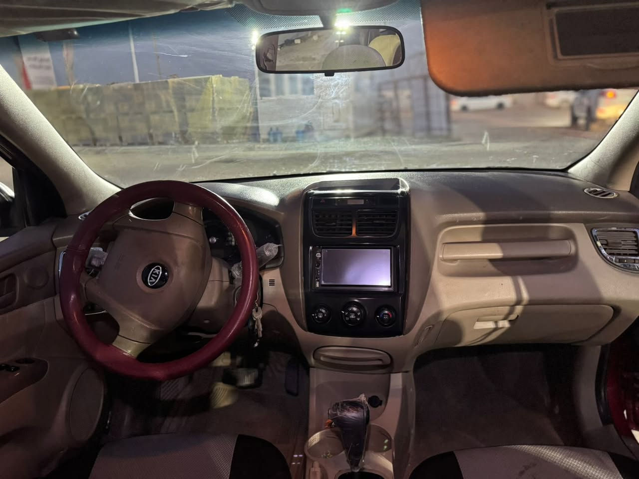 كيه سبورتج ٢٠٠٩
سيارة بيه ٤ قطع 

فور ويل محرك ٢٠٠٠

تبريد شغال سيارة نظيفه 

رقم نجف 

سنوية ٢٠٣٠

منظومة غاز بيه 

*********** 

مكان السيارة نجف 

السعر ٩٢ 

سيارة خليجي
