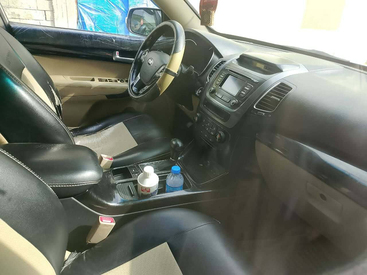 سياره سورنتو للبيع موديل 2013 شكل  14 فول مواصفات سقف بانوراما محرك 4 سلندر 7 راكب  الضرر باب صبغ السعر 168 وبيها مجال للاتصال على الرقم ***********
