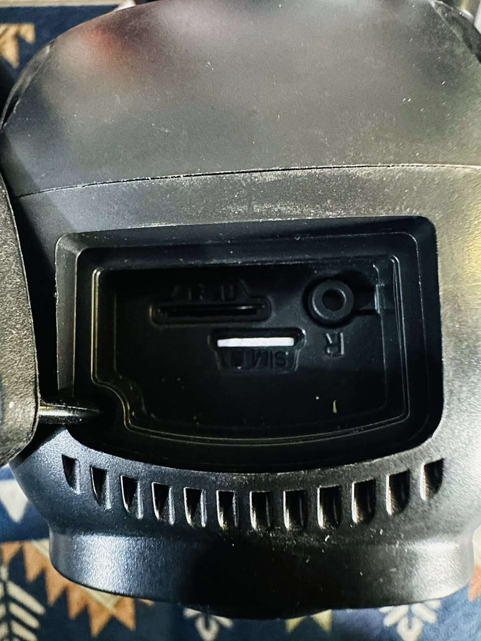 كاميرات دوارة BTZ ام السيمكرت والرام 35 قفل
وحدة وثنين أخواتها فقط ام الرام الوحدة ب30 قفل 
و3 ام الرام فقط(البيض شكلهن)الوحدة ب25 قفل
دقتهن فول هم دوارات وهم بيهن دقة حلوة وهم بيهن تحكم بالتلفون ويطنك إنذارات وووو
مكاني بغداد توصيل ماعندي


**إذا كنت صاحب هذا الإعلان وتريد حذفه لأي سبب، رجاءا أرسل رسالة إلى الدعم الفني**