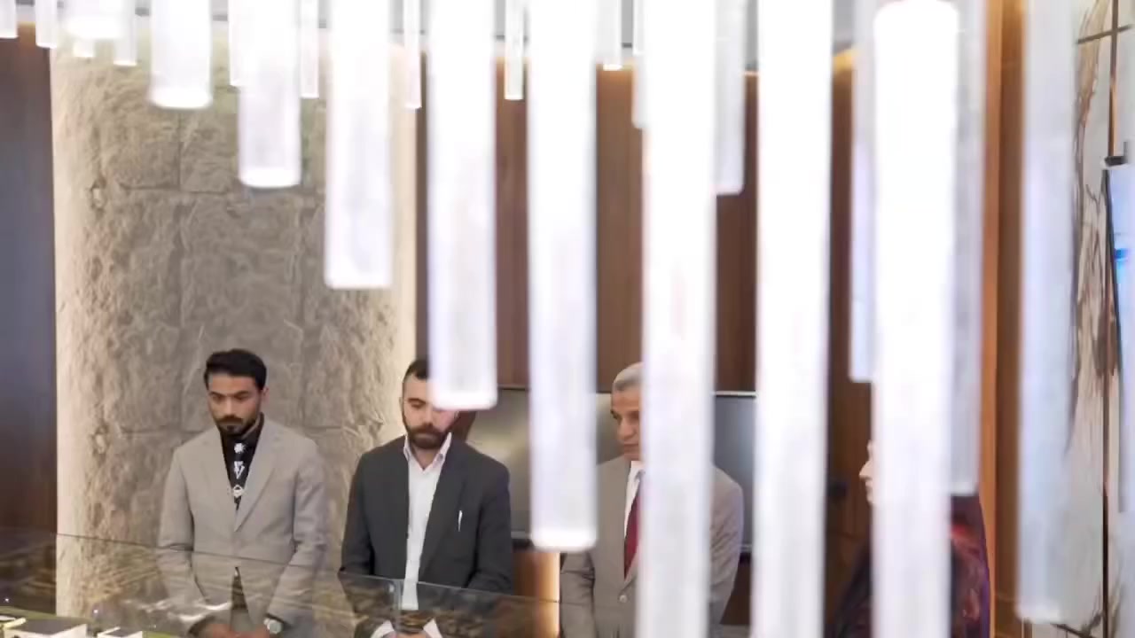 أعضاء مجلس محافظة ذي قار يطلعون على تقدم مشاريع مجموعة الروابي.
استقبلت مجموعة الروابي عدد من أعضاء مجلس محافظة ذي قار في زيارة ميدانية للاطلاع على نسب الإنجاز وسير العمل في مشروعي مدينة امباير ستي ومدينة دايموند ستي اللذين يُعدان من أهم المشاريع السكنية على مستوى العراق من حيث جودة التنفيذ والتصميم المتكامل.
وشملت الزيارة جولة تفقدية في مواقع العمل حيث تعرف الأعضاء على تفاصيل مراحل التنفيذ والخدمات المصاحبة والبنى التحتية مع الاطلاع على نسب الإنجاز المتقدمة.
وأشاد الأعضاء بالجهود المبذولة من قبل فرق العمل في مجموعة الروابي مؤكدين أن الدقة في الأداء والتنظيم العالي يعكسان التزاماً واضحاً بالمعايير الهندسية والفنية ويشكلان نموذجاً يُحتذى في المشاريع السكنية.
وتؤكد مجموعة الروابي استمرارها في العمل وفق أعلى المعايير لتقديم مشاريع سكنية متكاملة تلبي تطلعات السكان وتعكس مستوى حضاري متقدم في محافظة ذي قار

#امباير_دايموند_اسلوب_حياة.
🍀 للأستفسار مراسلة الصفحة او الاتصال بأرقام الهواتف التالية:
🍁***********
🍁***********  
🍁‏‪‏‪  ‏‪***********‬‏
🍁‏‪***********‬‏‏‪ 
رابط مجموعتنا لمشتركين مدن امباير على التليجرام :
https://t.me/+nag83-eJm8hmYmYy. 
رابط مجموعتنا لمشتركين مدن امباير على الفيس بوك :
https://www.facebook.com/share/UMaceMovoaYwwM93/?mibextid=A7sQZp
