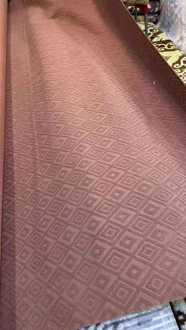 كاربت ايراني امتار الوان جديده
العرض 4متر طول حسب الطلب 
يقاس متر مربع طول بعرض بسعر 
مثال 4في5في3 متر مربع 
سعر المتر 3الاف للحجز وتساب ***********
توصيل 3الاف المركز البصرة اقضيه 4 محافظات 8الاف
