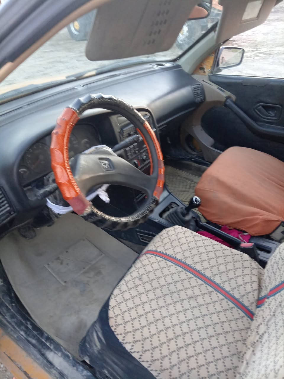 سلام عليكم بيجو موديل 2012 محرك كير شرط سياره جاهزة من كلش مراوس سايبه  سمند عادي مكان السماوه هذا رقمي ***********8
