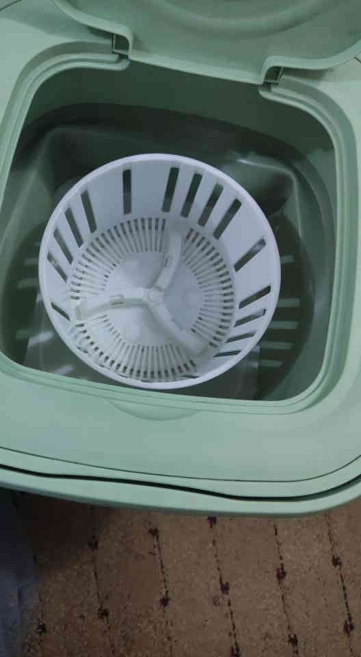 السلام عليكم غراض بالة اوربيه للبيع بيها هواي شغلات حلوه مثل مموضح بالصور غسالة ملابس وتصير تكرمون للاحذيه و فرشاة اسنان كهربائيه ماوس وليزر وخلاط عالشحن وكعب شتوي وخير من الله
المكان كربلاء ***********
