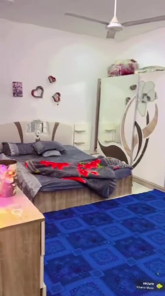 بيت للبيع خلف مجمع الزيتون مقابيل البيوت الجاهزه قبل عرصات حجي عزيز بمجمع حجي مكي  300متر سند 25زراعي باسم صاحبه وبي معامله بلديه مرقم    غرفتين وصالتين وستقبال ومطبخ وصحيات داخليه وخارجيه  وبي محل الاساس صب رفت السطح شتايكر ايزوكام  السعر  45 مليون


**إذا كنت صاحب هذا الإعلان وتريد حذفه لأي سبب، رجاءا أرسل رسالة إلى الدعم الفني**