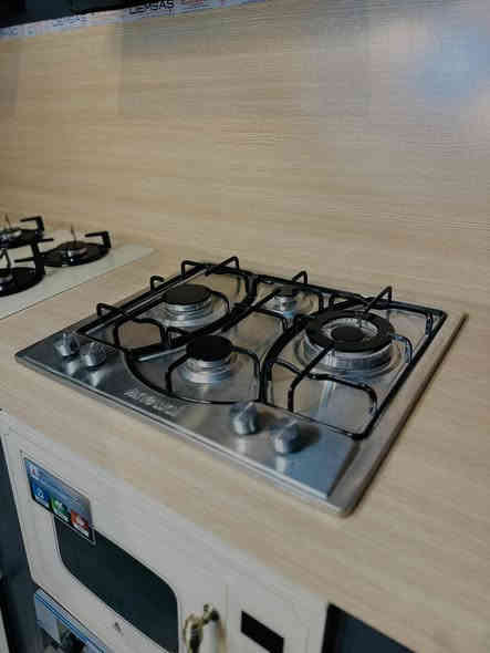 تشكيلة مطبخيات من طباخات و افران ومايكرويفات و شافطات دهون بلتن الوان وقياسات متعددة 

"🚛تتوفر خدمة التوصيل .
📨للاستفسار بامكانكم مراسلة الصفحة
 📞او عبر الاتصال على الارقام التالية
*********** — *********** — ***********
📍العنوان :- السماوة حي الحسين الاربع سايدات"
