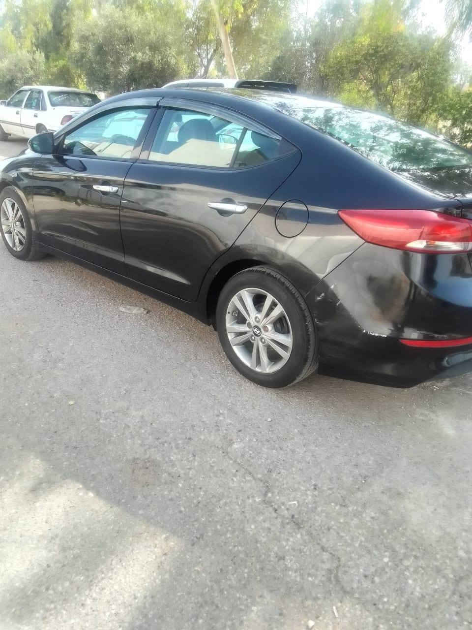 الانتره 2018 رقم بغداد بسمي بيه قطعه وحده صبغ وارد امريكي مكينه 2000 ماشيه 111 الف السياره جاهزه وخير من الله السعر 120وبيه مجال للطيبين مكاني بعقوبه ‏‪0772 439 6051‬‏
