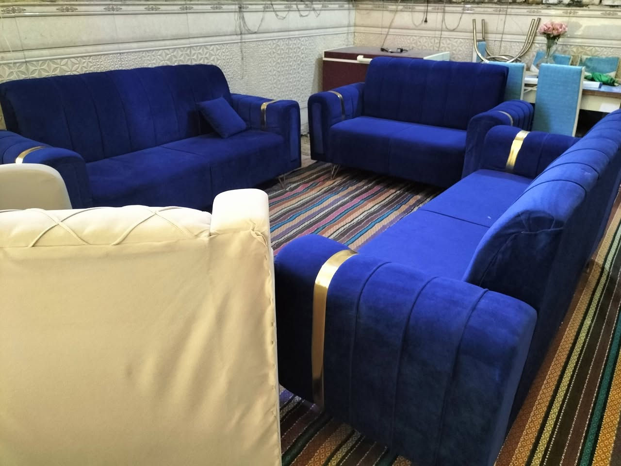 المكان الفضليه 250بيهن مجال ***********
