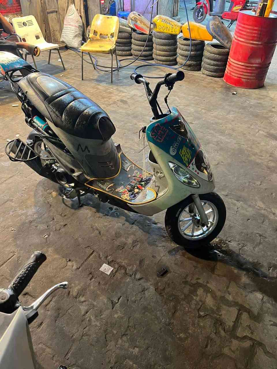 ماكس قجمه للبيع مفتوحه بس ولفات شلعه ومعدل ونعومه فول غراض كامله عينه ولايت السعره, 650 وبيه مجال 
***********
