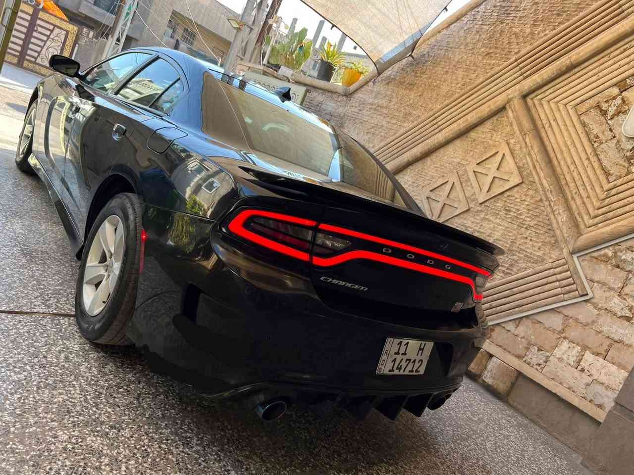 جارجر 2018 اسود وارد امريكي حادث بسيط جاملغ وباب صبغ
بدون ايرباك بدون دواخل
محرك وكير كفاله
صدر تبريد تايرات كله جديد
مواصفات SXT الاعتيادية
رقم بغداد دولي جديد
 السعر 180 بيه مجال بسيط ***********   بغداد  المشتل بغداد, العراق
