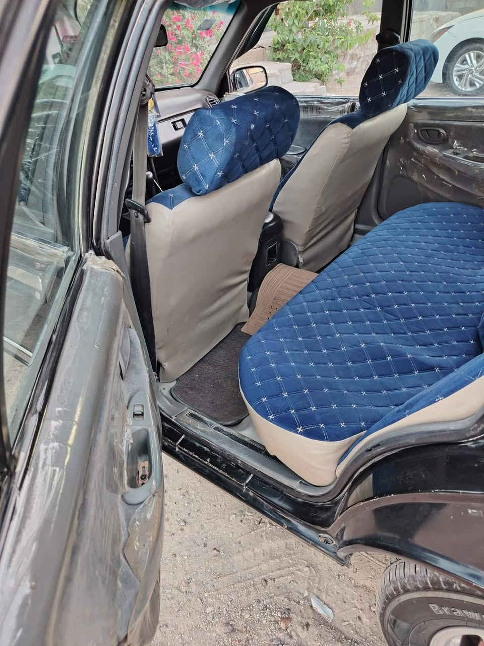 سلام عليكم برنس فراشه موديل 96السياره جديده جاهزه من كلشي سياره جديده فقط شويه تئخر بتنميرت الكير اوتماتيك كير السعر 38بيها مجال شي بسيط ؟***********
