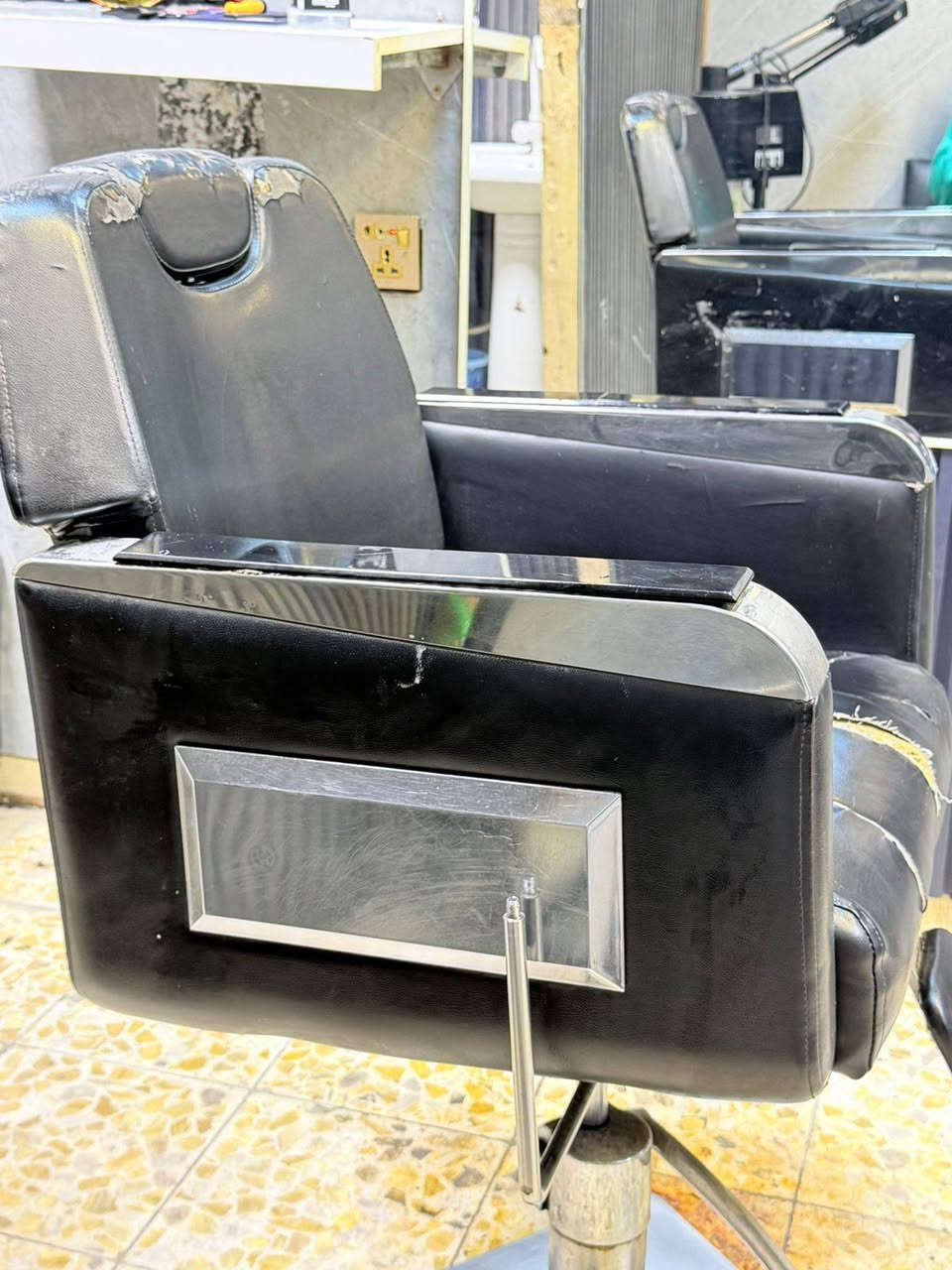 السلام عليكم كراسي للبيع عدد اثنين مكاني بلديات


**إذا كنت صاحب هذا الإعلان وتريد حذفه لأي سبب، رجاءا أرسل رسالة إلى الدعم الفني**