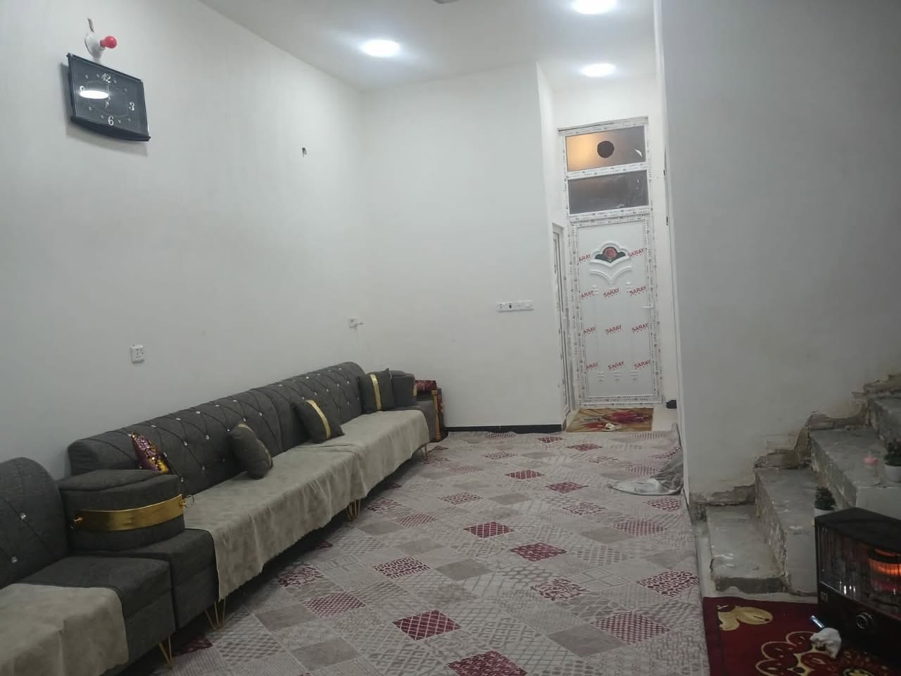 اسلام عليكم بيت للبيع طابو زراعي سند ٢٥ جسر ديالى خلف دائره الجنسيه المساحه ١٥٠ الواجهية ٧ النزال ٢١ 
٣ نوم وصاله وستقبال صحيات داخل وخارج الطابق الثاني غرفه واحده جاهزه 
الباقي كامل باقي بس تشطيب السعر ١١٥ قابل للتفاوض
 *********** واتساب
