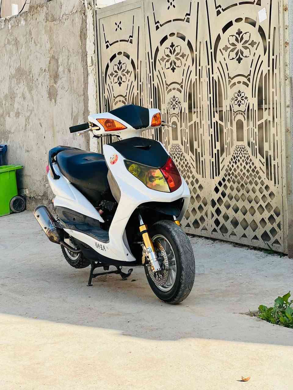 سلام عليكم سكنس للببع الشراي يجي خاص او يخابر عل رقم درجه برغي واحد مامفتوح منها ***********
