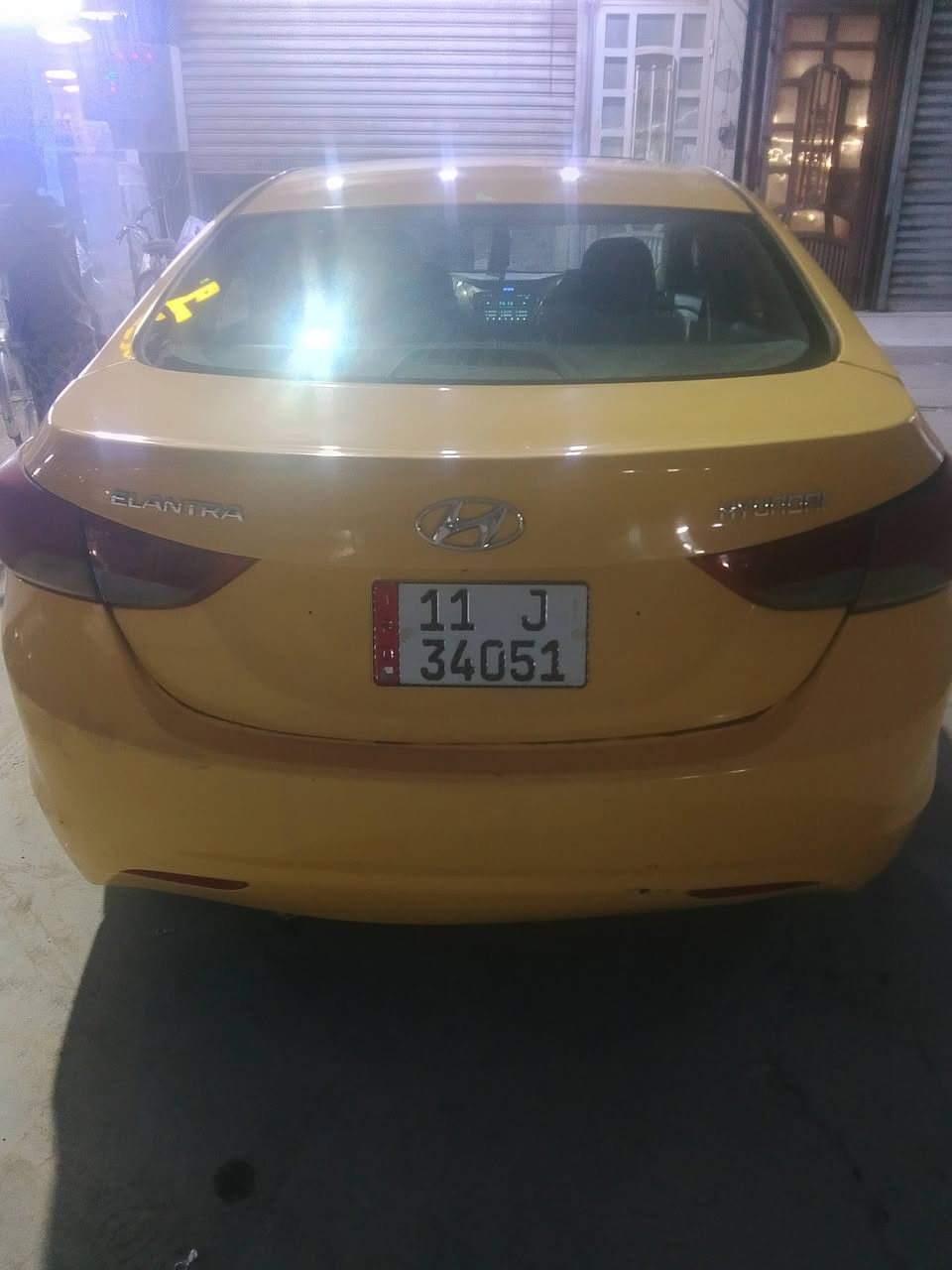 السلام عليكم النترة للبيع رقم بغداد مديل 2012 السيارة حلوة بيه ضربه بل جنطه ومصلحه تخم تخم ابلكات ونوزلات فيت بم جدد مكينه وكير مكفولات منضومه غاز رقم بغداد دولي بسمي علوني بغداد يم مرور الحسينيه السعر92وبيه مجال قليل ***********
