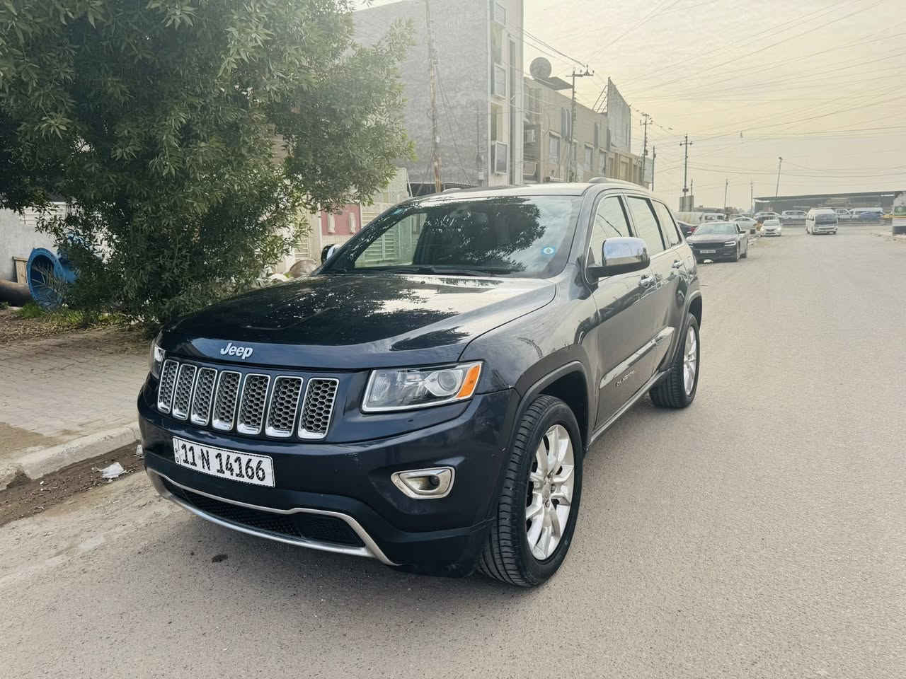 جيب لاريدو موديل 2014 المرغوب
مكفوله كير و مكينه 
كفاله شواصي ايرباكات
ويل 20 
تخم تاير جديد
منضومية زنون اصليه
رقم دولي بكان سياره بغداد شعب   بيها سونر يم ل مندلاوي السياره بيه 3 قطع صبغ 
جديد مسوي بقل منها سعر قفل 🔏 155  شراي هاذه رقمي ***********
