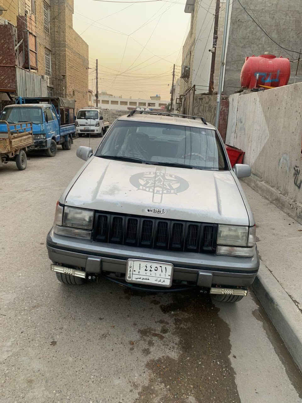 سلام عليكم جيب شيروكي للبيع موديل ٩٥ سياره بلديه مكينه محورها كاز ستاركس كير اوتماتيك السعر ٤٣ بيه مجال الرقم *********** اني مكلف بلنشر
