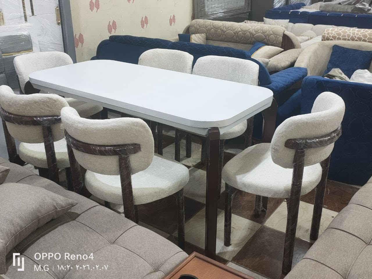 السفره الباندا👍
خشب زان في ث 
مقاس ١٦٠في٧٥
قماش فوطه 
تنجيد سفنجات صافي كثافه ٣٠
للتواصل خاص


**إذا كنت صاحب هذا الإعلان وتريد حذفه لأي سبب، رجاءا أرسل رسالة إلى الدعم الفني**