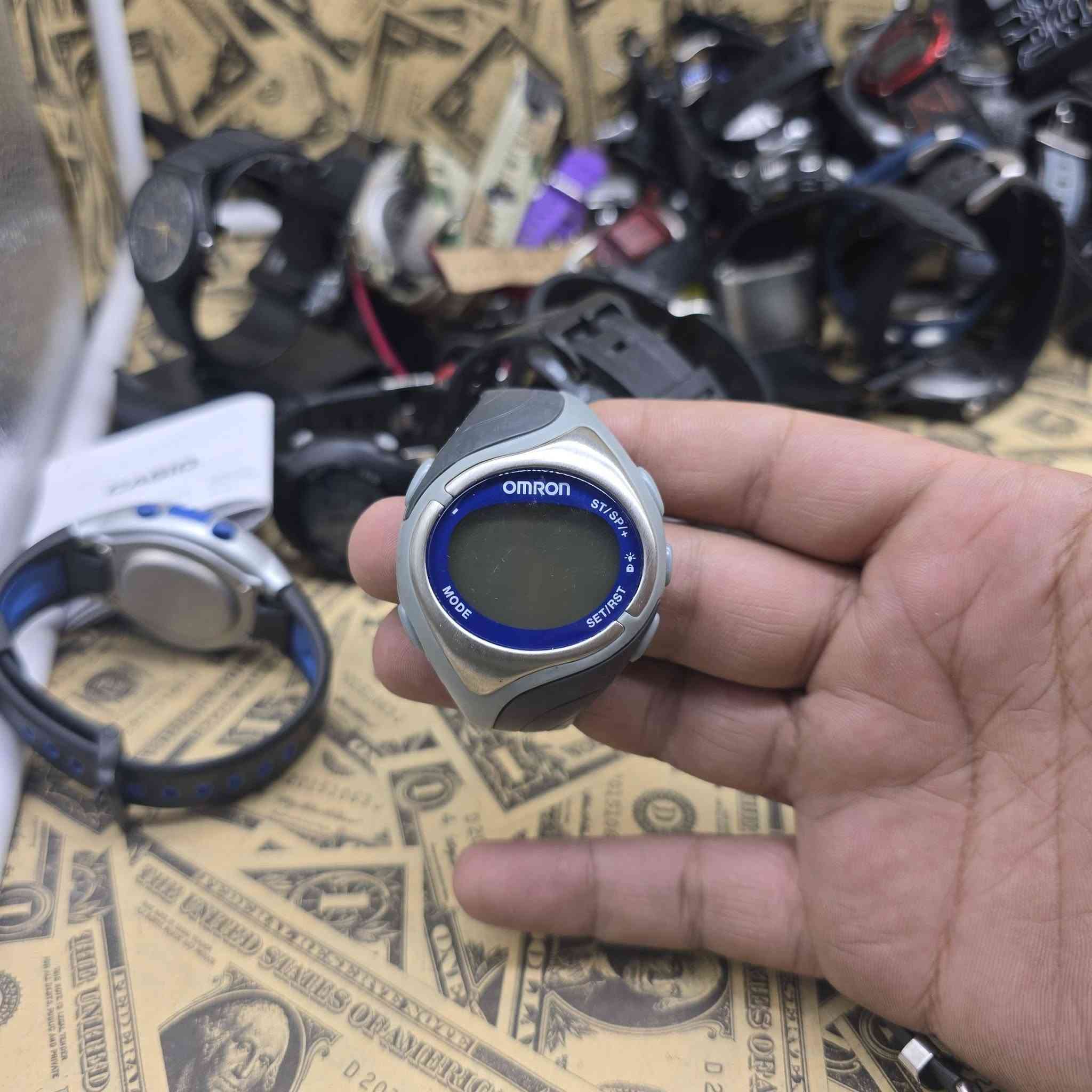 واتساب ***********
تيك توك ساعات داني
