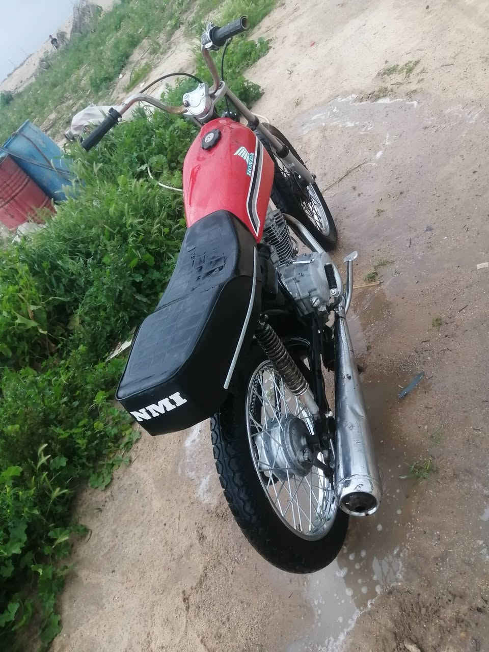 سلام عليكم دراجه البيع موديل 2019كلك كلك يعني بدون وراق دراجه لا تبخير ولا تنقيص محركه تايكر شلعه كلش حلوه مالته محرك ما مفتوح سعر 275وبيه مجال مكان طريق كربلاء نجف عمود 977 رقمي *********** مراسله هم موجود
