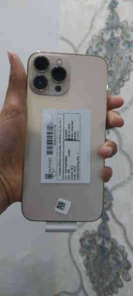 سلام عليكم ايفون 13 برو ماكس بالذاكره العملاقه 512 بطاريه 91 شرط الفحص وين مايعجبك وتر بروف كفاله عامه نظافه 100% 100 زلغ واحد ما بيه باللون المميز الذهبي للشراي يجي خاص الرقم الموبايل ***********

