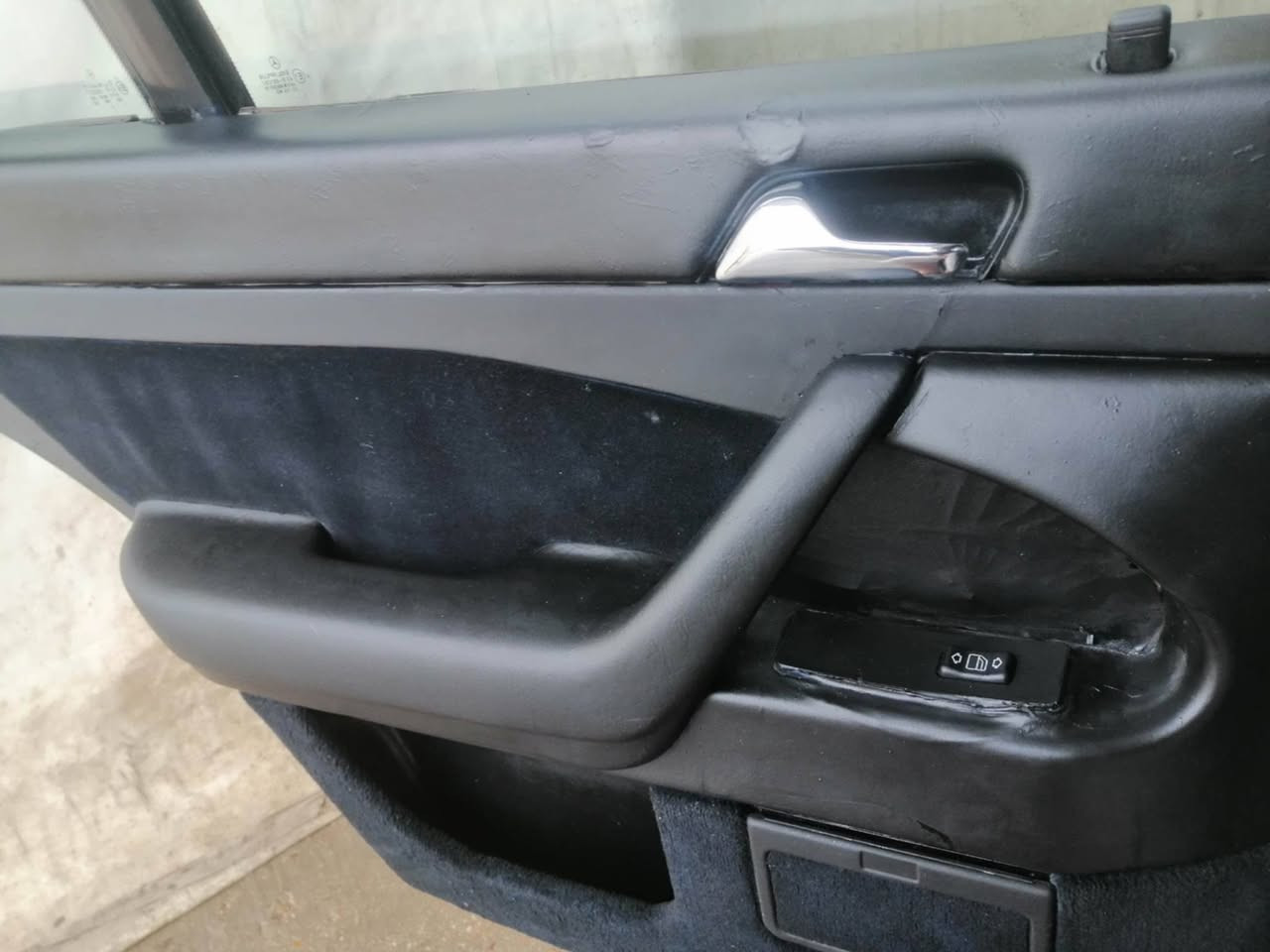 السلام عليكم
شبح ٩٣ سياره حلوه ونظيفه مكينه بلادي تابوت وكير جديد السياره بيه منضومة غاز تبريد نقص جبنه فقط كومبريسر جديد مصبوغه السياره للاستفسار الاتصال على
*********** مكان السياره الصقلاويه او الفلوجه السعر ٦٥ وبيه مجال مكلف بالنشر
