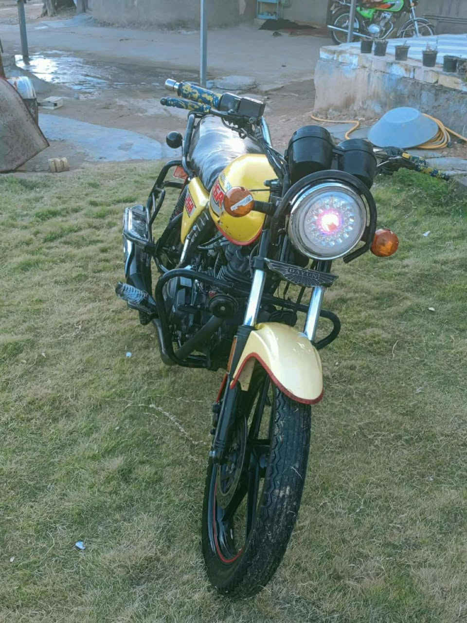 سلام عليكم دراجه دايون نفخ موديل 2022دراجه جديده مامتعوبه الدراجه سنويه لوحات بعدهي مطالعه العنوان كربلاء الامام عون السعر 1800وبيه مجال للطيبين الرقم ***********وبيك خير ودلل
