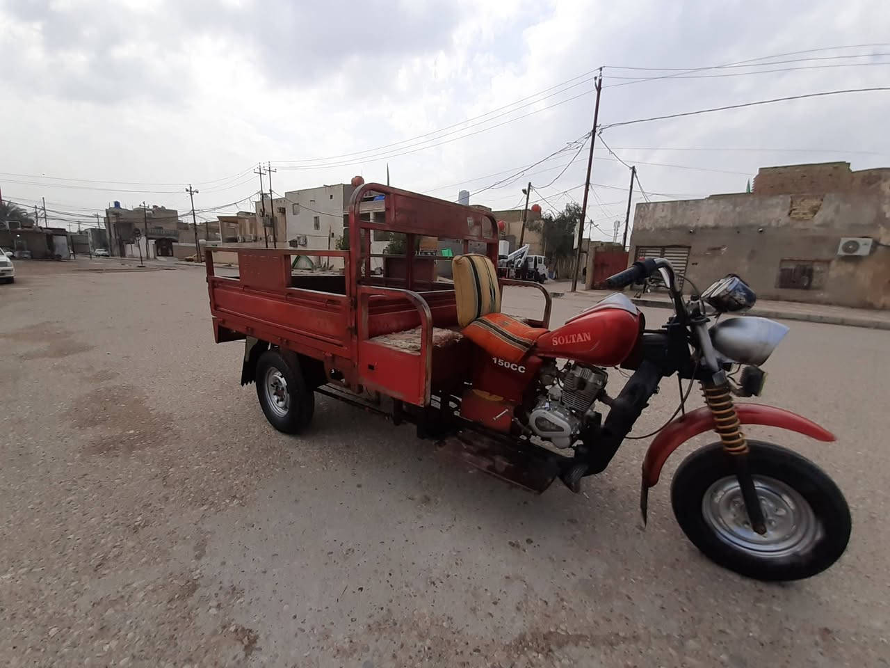 سلام عليكم ستوته سلطان للبيع نضيفه السعر مليون ونص ولشراي ينتصل ***********
