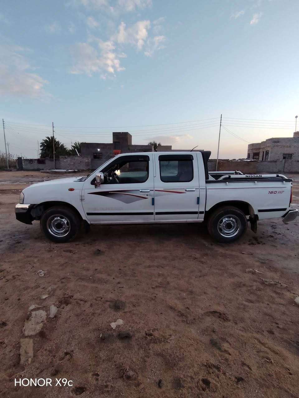 السلام عليكم للبيع نيسان ١٣ جاهزه مكلشي مكان السماوه السعر ١٣٠  ***********
