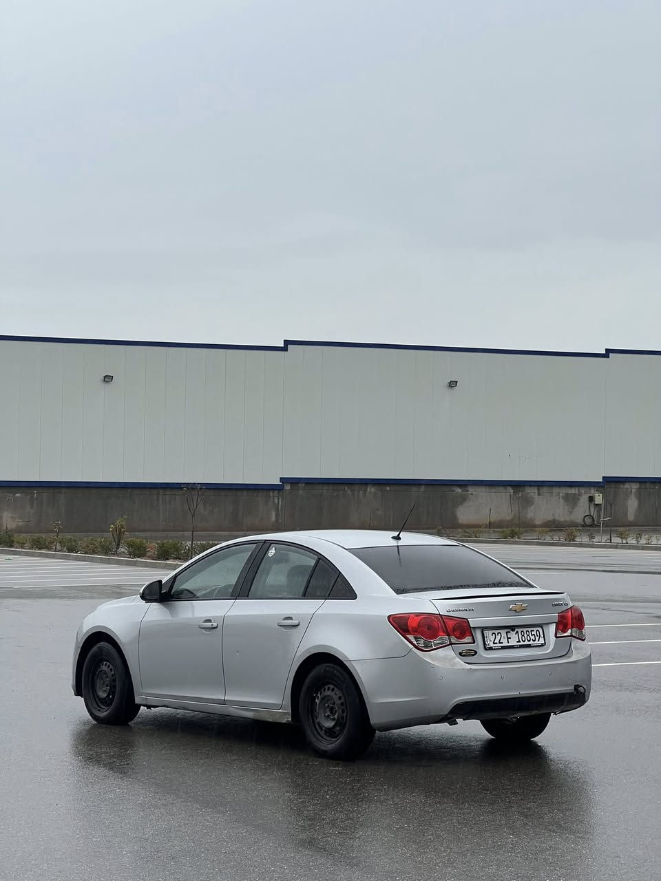 شوفرلئت كروز مودئل 2010 سياره بدون دعم و صبغ ال كير و محرك شرط تبريد ثلج التحويل وكاله نفس اليوم رقم سنوي جديد 2027غرامات 100دولار ينزل سعر سياره كولش نضيف  سعر سياره 80ورقه و بيها مجال ***********
